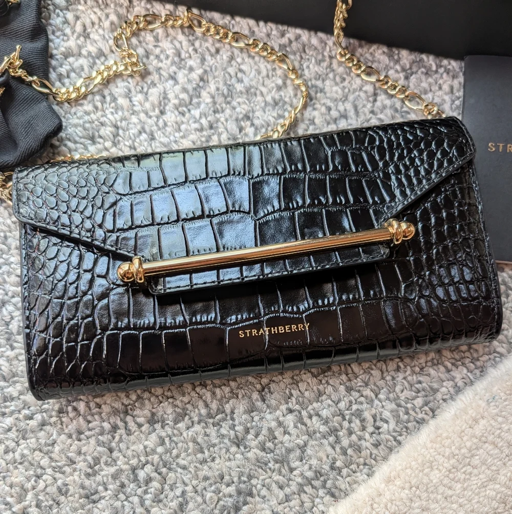 Strathberry Multrees Wallet On A Chain Black Croc Embossed - Picture 5 of 10